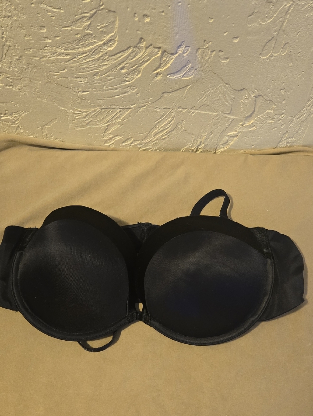 M by Maidenform Everyday Smooth Black Padded Bra with Underwire Support